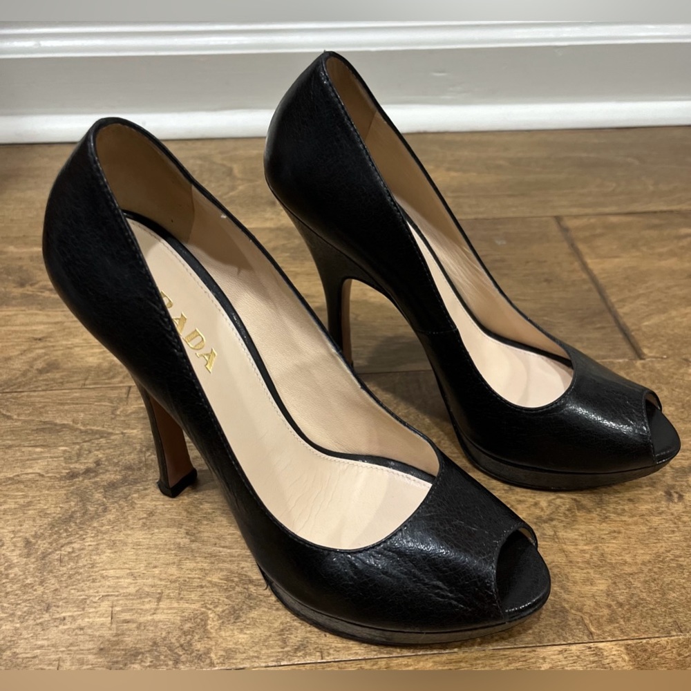 Prada Leather Platform Peep Toe Stiletto Heels Grafite Black Size 38/US 7.5